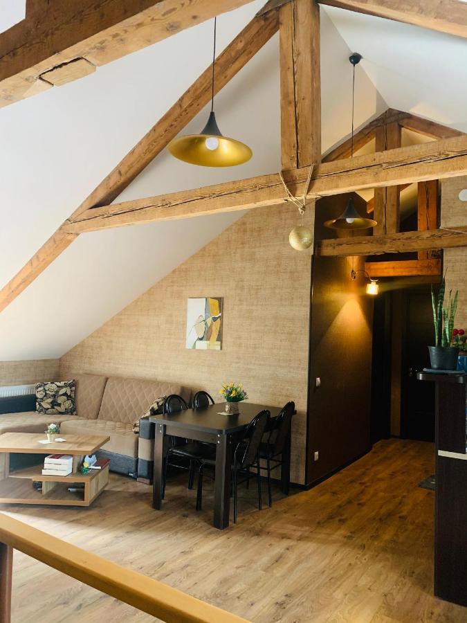 Beautiful Apartment On Atoneli Tbilisi Exterior photo